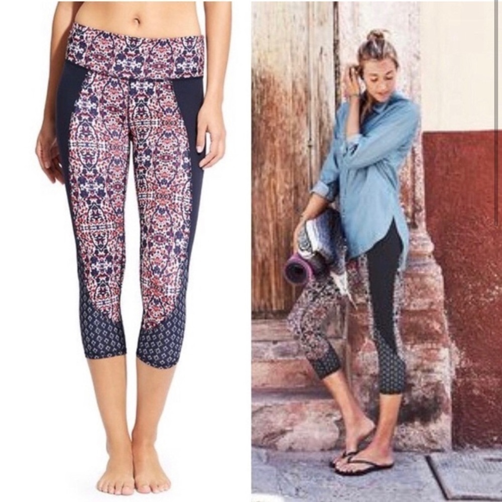 Athleta Chatarunga Floral Leggings‎ Size Small